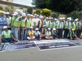 निर्माण व्यवसायीले बानेश्वरमा थाले धर्ना