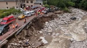 चीनको सान्सी प्रान्तमा पहिरो जाँदा २१ को मृत्यु