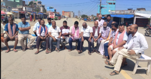 छोटी भन्सार बन्द गर्ने निर्णयविरुद्ध बरियारपट्टीमा आन्दोलन, हुलाकी मार्ग अवरुद्ध