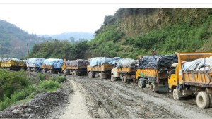 बञ्चरेडाँडामा फेरि रोकियो फोहोर विसर्जन, २५० गाडी अलपत्र