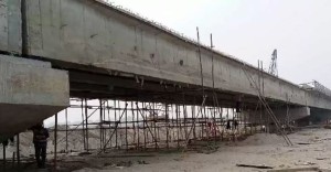 दमौलीको मादी नदीमा निर्माणाधीन पुलको काम ७१ प्रतिशत सम्पन्न