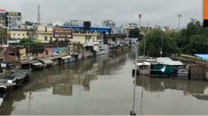 भारतका ८ राज्यमा बाढी र वर्षा, पछिल्लाे २४ घण्टामा ४४ जनाको मृत्यु