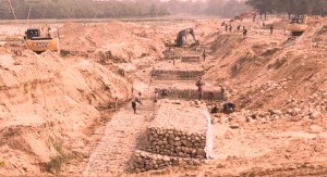 रोहिणी खोला किनारमा पेट्रोलियम भण्डारणगृह निर्माण हुँदै