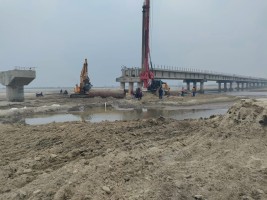 सिराहा र धनुषा जोड्ने कमला पुलको बाँकी काम हुँदै, चैतभित्र सञ्चालनमा ल्याउने लक्ष्य