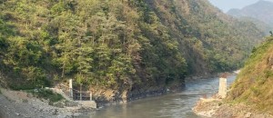 लामो समयदेखि अलपत्र घुमाउनेको पुलको काम पुनः सुरु