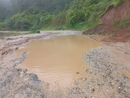 सडक स्तरोन्नतीमा ढिलासुस्ती गर्ने ३ निर्माण कम्पनीलाई कारबाहीको चेतावनी