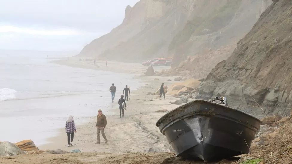 क्यालिफोर्नियामा दुई डुंगा दुर्घटना, ८ जनाको मृत्यु