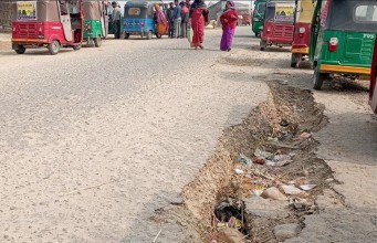 हस्तान्तरण नहुँदै भासियो सडक