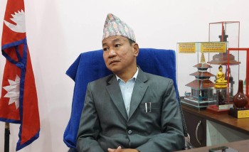 हर्क साम्पाङ भन्छन्–छिटो विकासका लागि श्रमदान अपरिहार्य छ