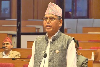 राष्ट्रिय सभामा भौतिक मन्त्रीको जवाफ–अलपत्र योजना सम्पन्न गर्न बजेट विनियोजन गरेका छौं