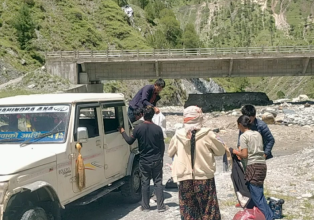 मुआब्जा विवादले १८ महिनादेखि मुगुको गमगाड पुलमा आवतजावत ठप्प