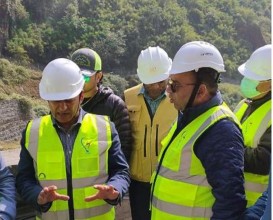 धनुषा पुगेर मन्त्री खड्काले गरे ढल्केवर सवस्टेशनको निरीक्षण