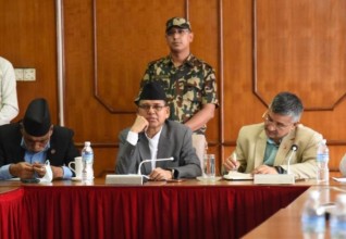 विपद्पछिको पुननिर्माणलाई पहिलो प्राथमिकतामा राखेर काम गर्न मन्त्री दाहालको निर्देशन