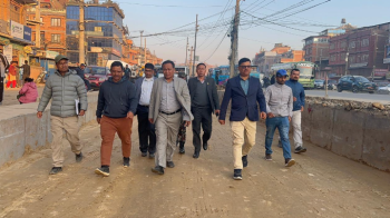 सूर्यविनायक-धुलिखेल सडक निर्माण कार्यलाई तिव्रता दिन मन्त्री घिसिङको आग्रह