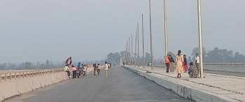 पर्यटकको गन्तब्य बन्दै महाकाली पुल