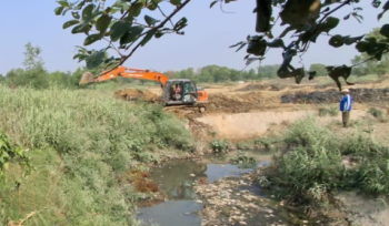 वीरगञ्ज महानगरपालिकाका मुख्य नाला सरसफाई