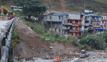 मालढुङ्गा पुलको पहुँचमार्ग अवरुद्ध हुँदा बागलुङको पर्यटन र व्यापार प्रभावित