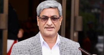 जाँचबुझ आयोगले  बयानका लागि उपस्थित हुन रमेश लेखकलाई पठायो पत्र