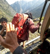 हालसम्म बूढीगण्डकी बाढीमा फसेका ३६ जनाको उद्धार, चार हेलिकोप्टर परिचालन