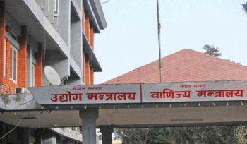 उद्योग मन्त्रालयको अपिल : १५ दिन पुग्ने ग्यास छ भने अनावश्यक लाइनमा नबस्न आग्रह