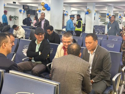 तत्कालीन राहत र दीर्घकालीन पुनर्निर्माणका काम अघि बढाइनेछ उर्जामन्त्री घिसिङ