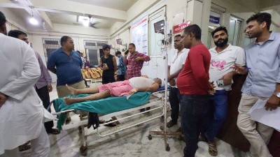 जनकपुरमा प्रहरी र व्यवसायीबीच झडप, उद्योग वाणिज्य संघका अध्यक्षसहित १० प्रहरी घाइते