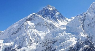 सगरमाथा आरोहणमा केन्याका एक आरोहीको मृत्यु