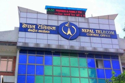 पोलको भाडा नबुझाउनेको तार टेलिकमले हटाउने (सूचना सहित)