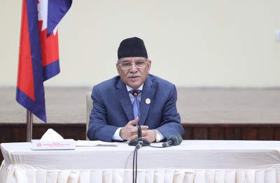  माओवादीले अघि सारेका विकास निर्माणको अनुगमन गर्नु अभियानको अर्को उद्देश्य हो: प्रचण्ड