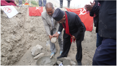 प्रचण्डद्वारा मुस्ताङ जिल्ला पार्टी कार्यालयको भवन उद्घाटन