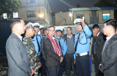 गृहमन्त्री अर्यालले गरे उपत्यका ट्राफिक प्रहरी कार्यालयको निरीक्षण