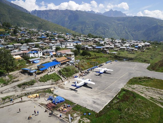 सिमकोट विमानस्थलमा हेल्थडेस्क र होल्डिङ सेन्टर