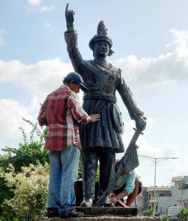 पृथ्वीनारायण शाहको सात फिट उचाइको सालिक निर्माण