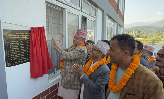 बकैया गाउँपालिकाको सुविधा सम्पन्न प्रशासनिक भवनको उद्घाटन