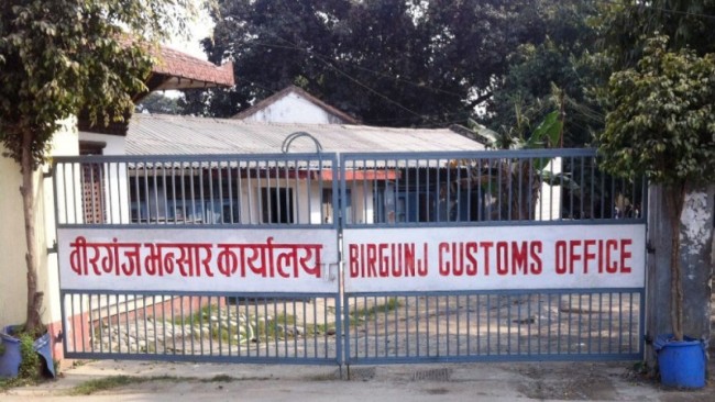 वीरगञ्ज नाकाबाट २ पाङ्ग्रे सवारीसाधनको आयात बढ्यो