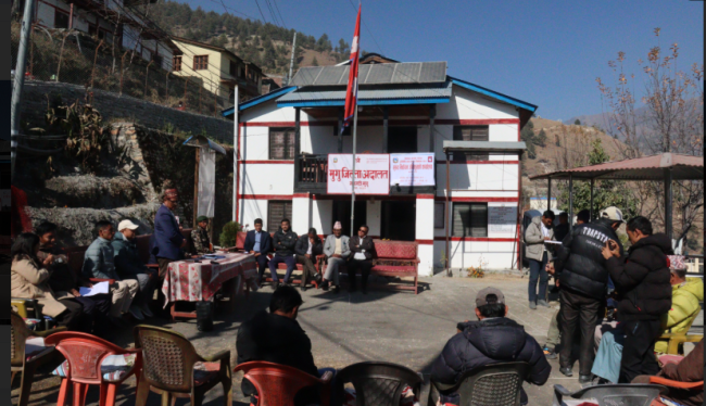 मुगुमा निर्वाचनको तयारी धमाधम, मतदान सामग्री टोली मतदान केन्द्रतर्फ