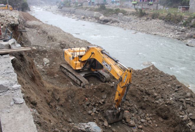 ९ करोड ४५ लाखको लागतमा पक्की पर्खाल निर्माण शुरु