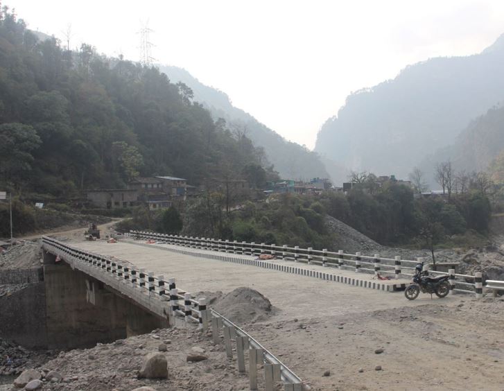 कालिगण्डकी नदीमा मोटरेबल पुल निर्माण