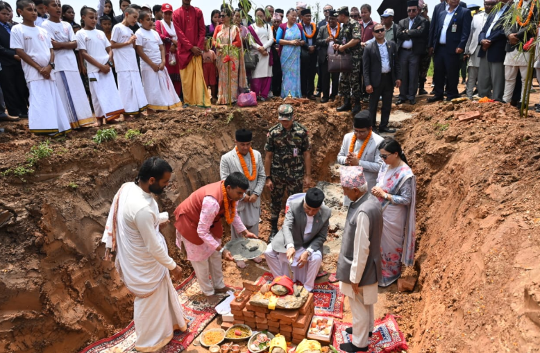 राष्ट्रपति पौडेलले गरे भानु साहित्य उद्यानको शिलान्यास