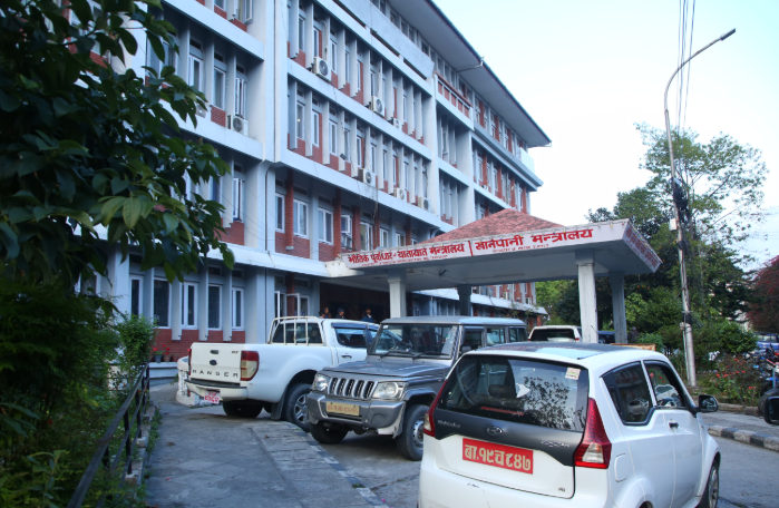 निर्माण कार्यमा तीव्रता ल्याउन मन्त्रालयको निर्देशन