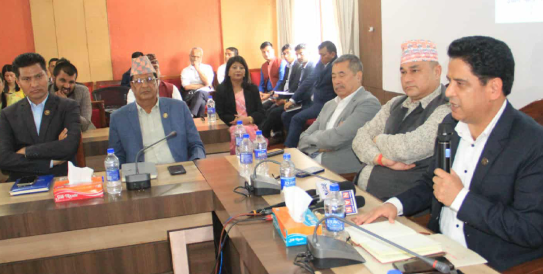  ‘सुदूरपश्चिम प्रदेश लगानी तथा विकास सम्मेलन’ बारे सरोकारवालाबीचको अन्तर्क्रिया 