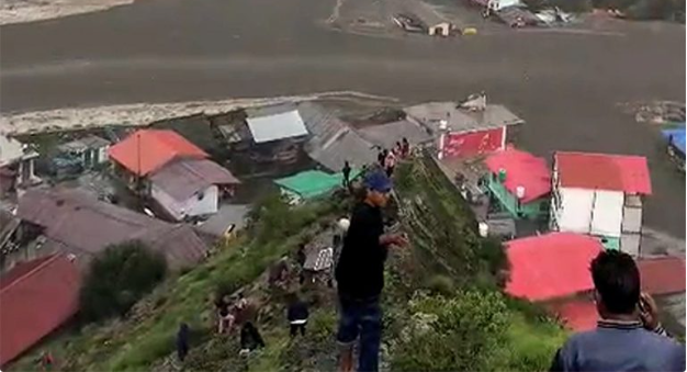 भारतको उत्तराखण्डमा भीषण बाढीपहिरोः ४ जनाको मृत्यु, ५० बढी बेपत्ता