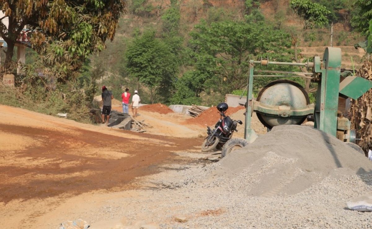 धार्के–सीतापाइला सडकको स्तरोन्नति तीव्र