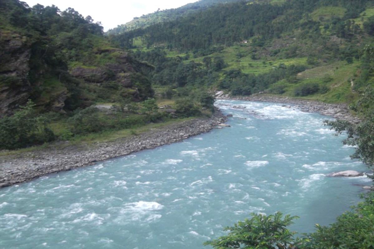 इसुवा खोलाको पानी प्रयोग गरी ३७/७ मेगावाटको क्यासकेड आयोजना निर्माण गरिने