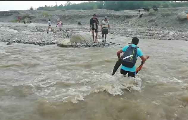 समयमा काम नगर्ने ६ वटा निर्माण कम्पनीको ठेक्का तोडी कालोसूचिमा (नामावली सहित)