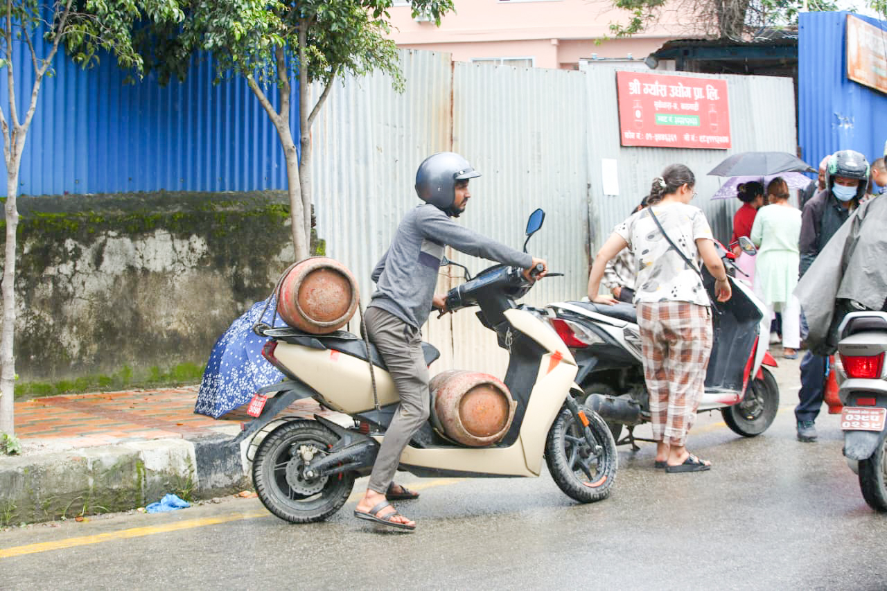 gass6-1785659160.jpg