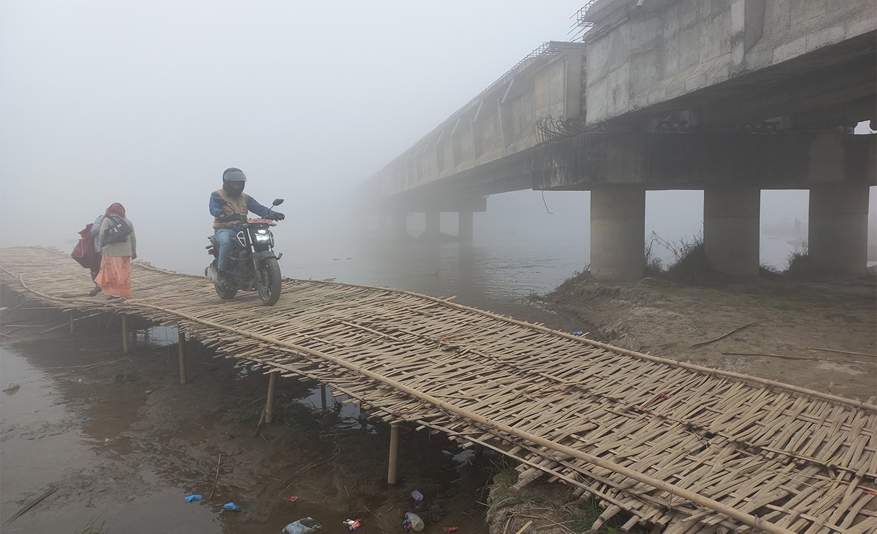 १४ वर्षदेखि अलपत्र झापाको कन्काई पुलको ठेक्का तोडियो