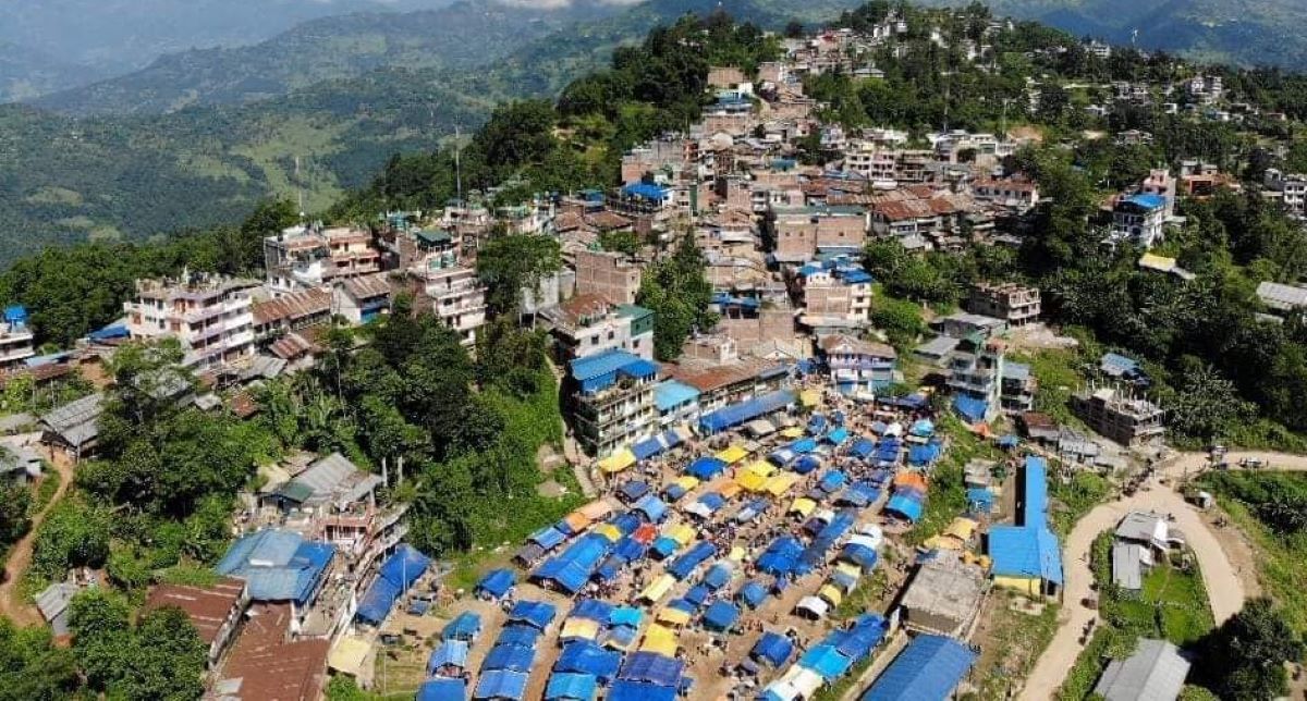 खाँदबारीमा १५ करोड लागतमा सडक निर्माण हुँदै