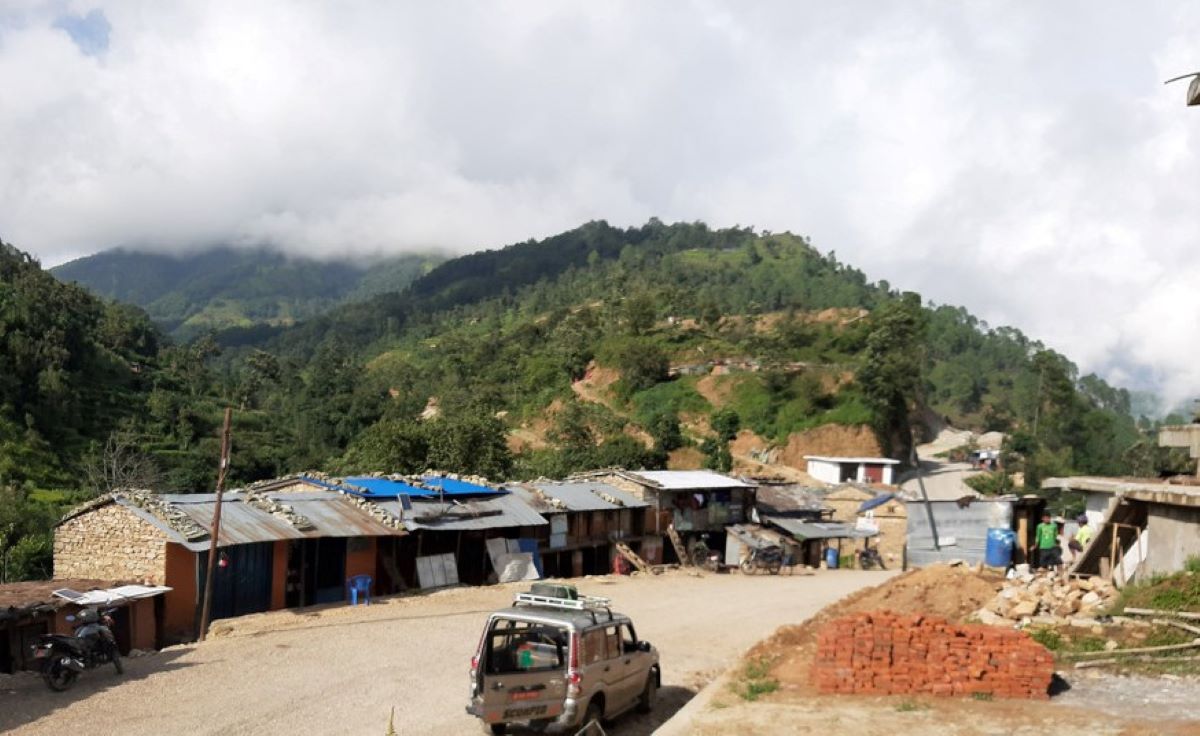 मध्यपहाडी सडक निर्माण अझै अधुरै