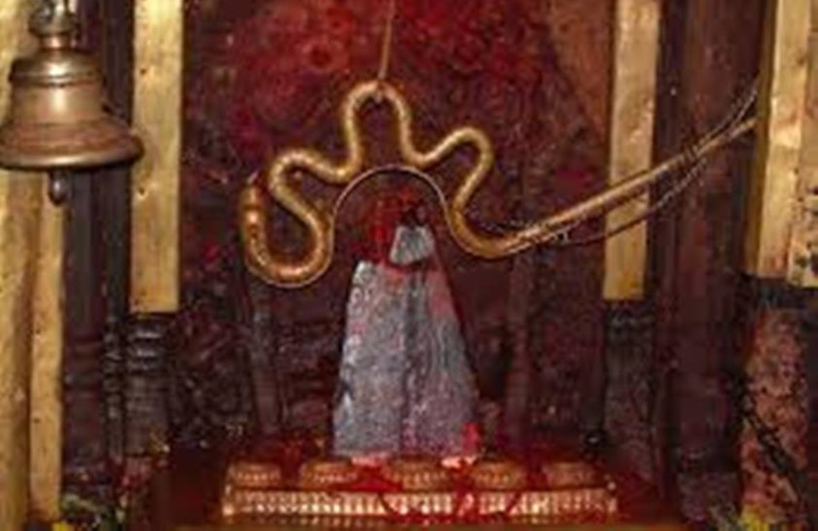 भीमेश्वरको प्रवेशद्वारमा राखिएको सरस्वतीको मूर्ति चोरी